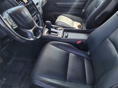 2019 Honda Pilot EX-L W/ Leather Interior